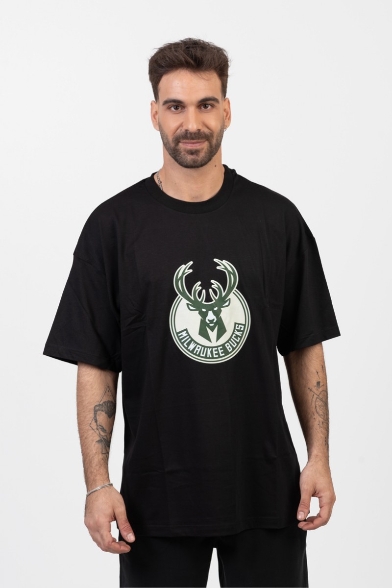 OVERSIZE Ανδρικό T-Shirt MILWAUKEE BUCKS ΜΑΥΡΟ