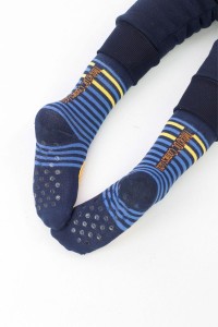 Παιδικές κάλτσες DISNEY DARKNIGHT με βεντουζάκια 3 Pack 590